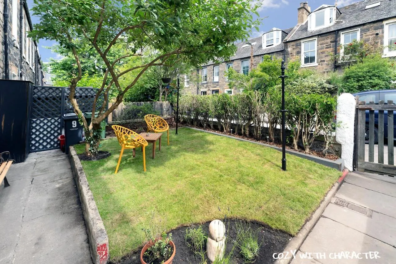 Appartamento Cozy With Character Cochrane Cottage At Leith Links Park Edimburgo Regno Unito