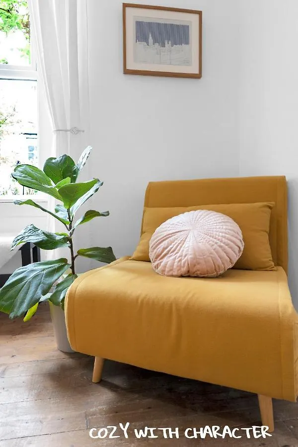 Appartamento Cozy With Character Cochrane Cottage At Leith Links Park Edimburgo